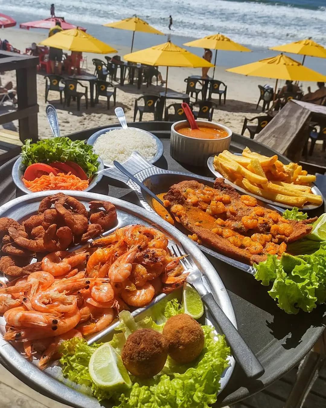 Combinado de frutos do mar frescos da casa